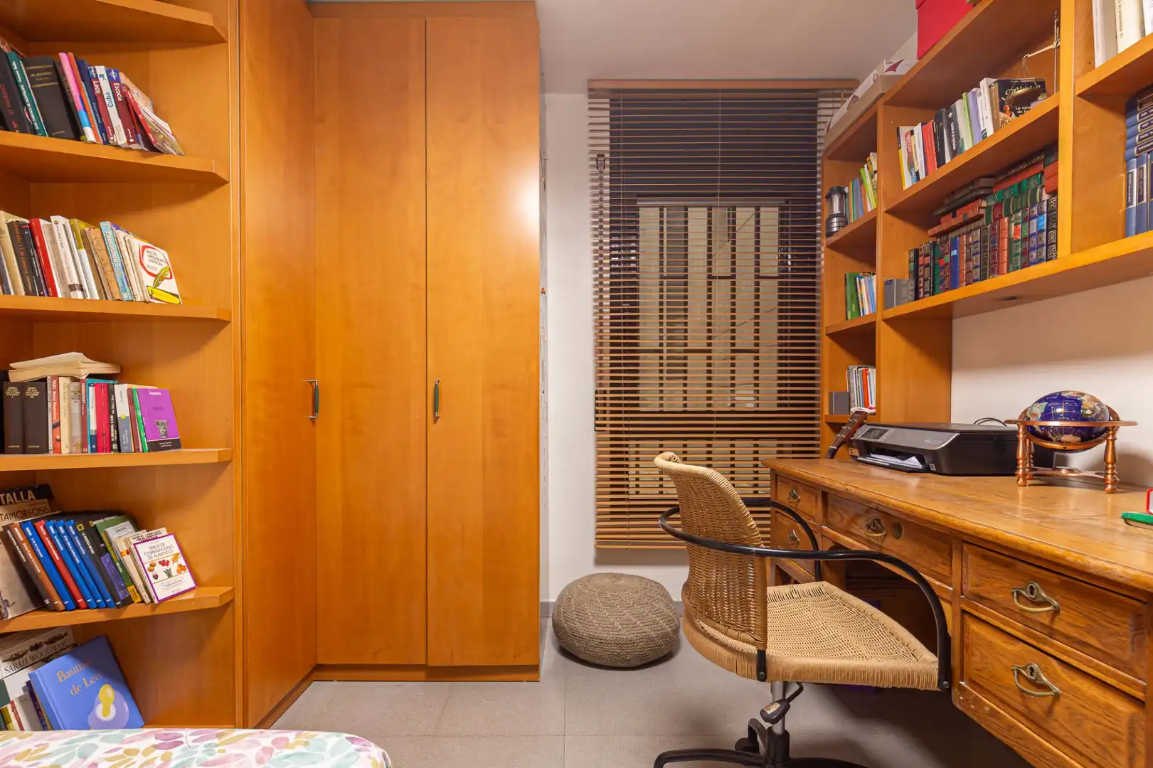Habitación de Piso en venta en Sant Joan Despí con Aire acondicionado, Calefacción y Terraza