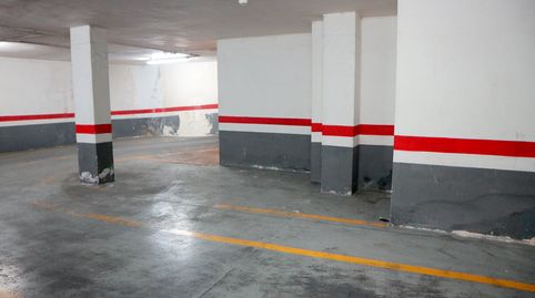 Garaje en venta en Dénia, de 4,50m x 2,40m, ubicado en planta 2 y con ascensor. Situado en muy buena zona a un paso del centro. Id