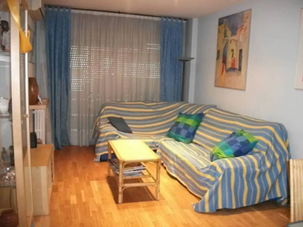 Appartamento con terrazza in vendita a Centre - Passeig i Rodalies, imagen 3