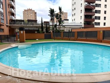 Piso con balcón en venta en Calle JUAN RIBERA BERENGUER