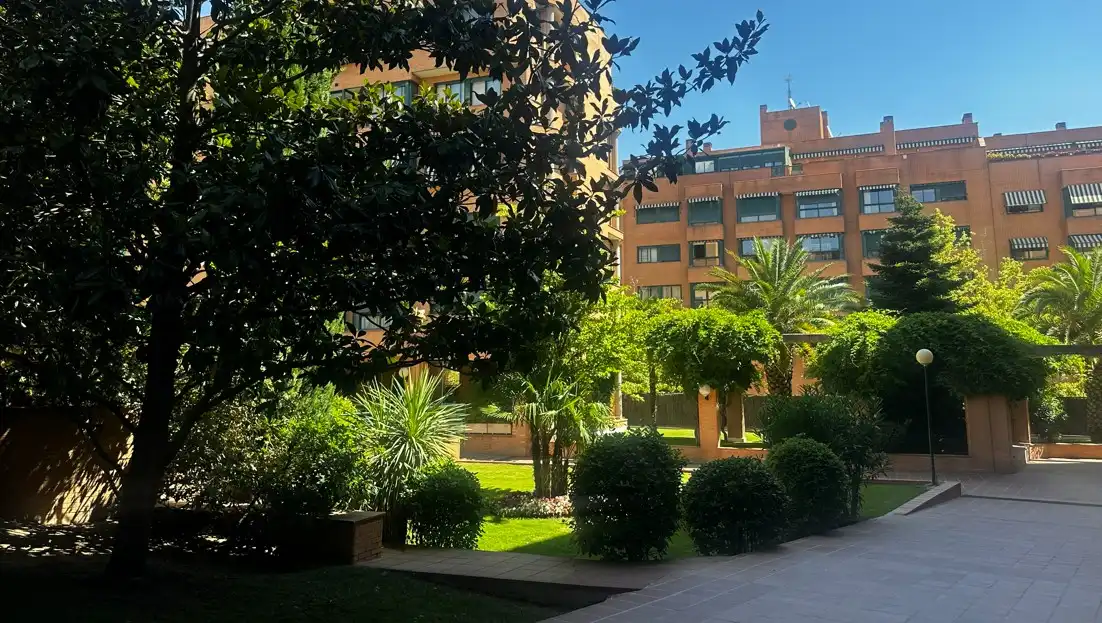 Vista exterior de Pis en venda en Madrid amb Aire condicionat, Calefacció i Parquet