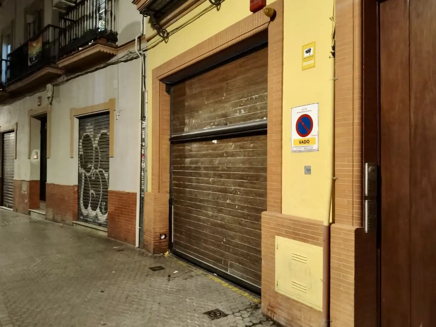 Parkplatz von Wohnung zum Verkauf in Sevilla mit Klimaanlage, Heizung und Terrasse