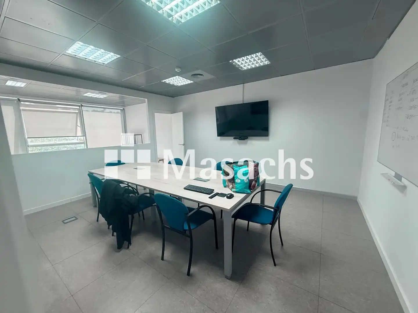 Büro zur Miete in Terrassa mit Klimaanlage, Internet und Alarm