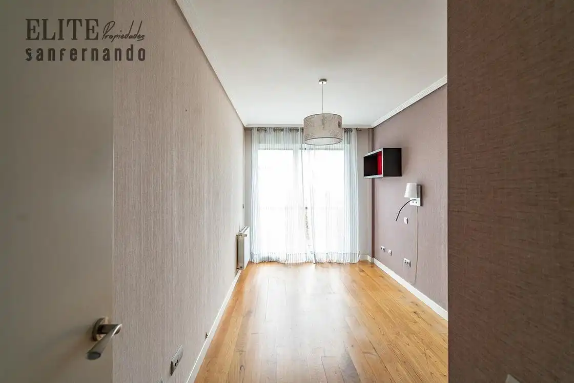 Habitación de Piso en venta en Santander con Calefacción, Jardín privado y Parquet