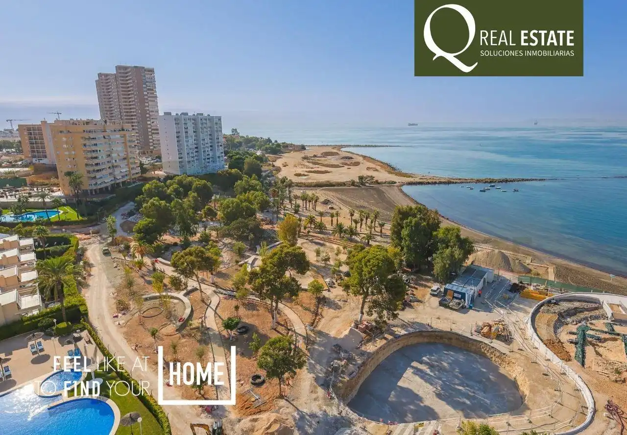 Dachboden zur Miete in Alicante / Alacant mit Klimaanlage, Privatgarten und Terrasse
