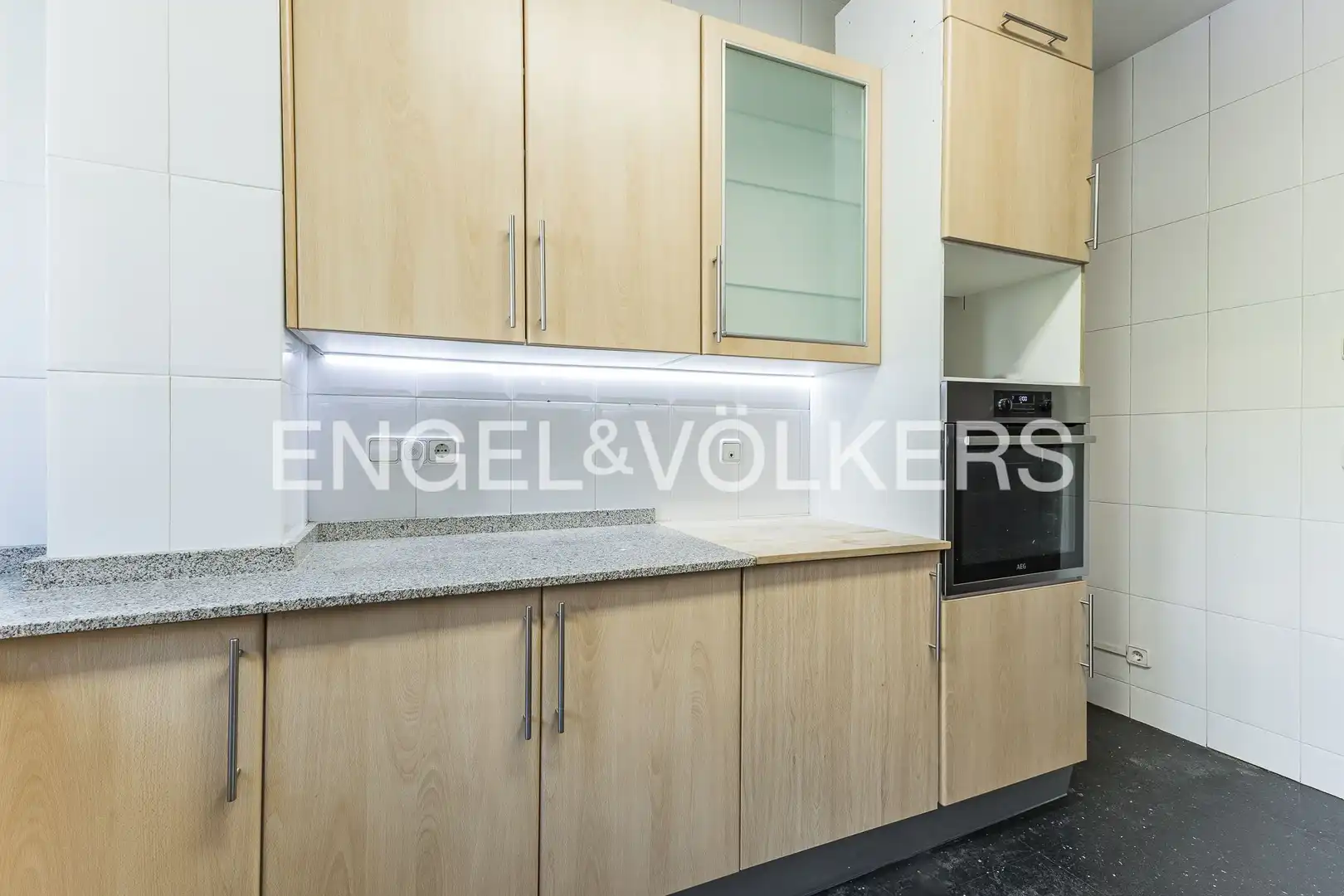 Kitchen of Flat for rent in Barcelona  with Air Conditioner, Heating and Parquet flooring