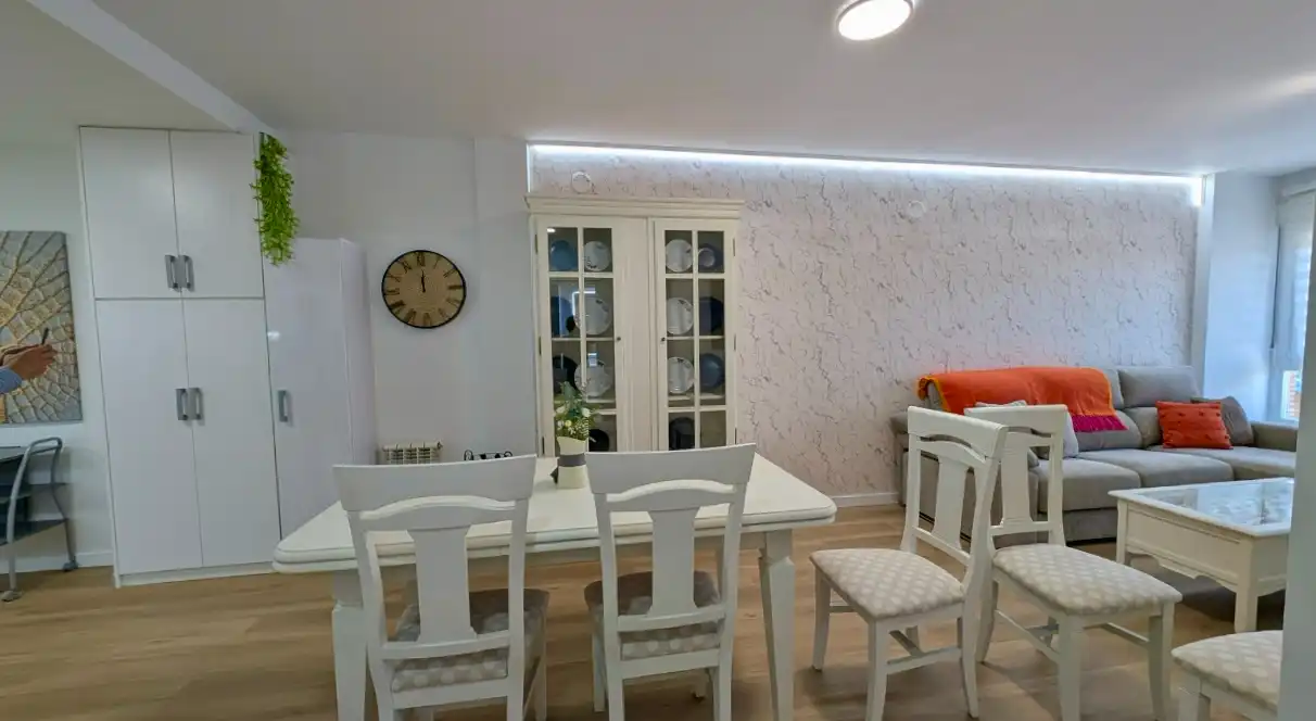 Dining room of Flat for rent in Armilla  with Air Conditioner, Heating and Parquet flooring