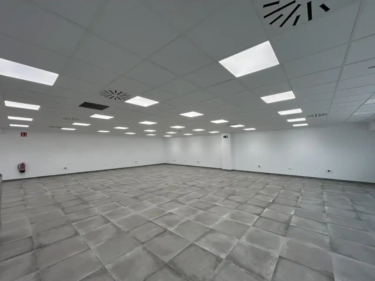 Industrial buildings for rent in Òdena  with Heating