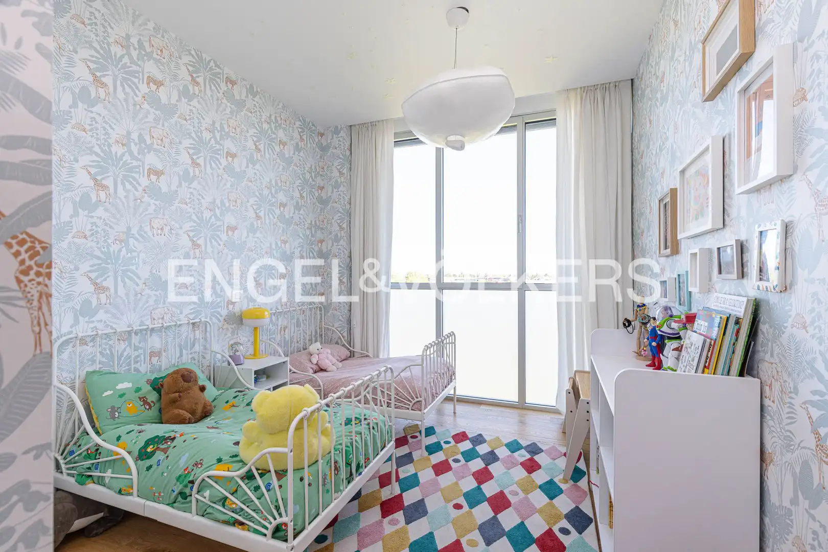 Bedroom of Attic for sale in Madrid  with Air Conditioner, Heating and Private garden