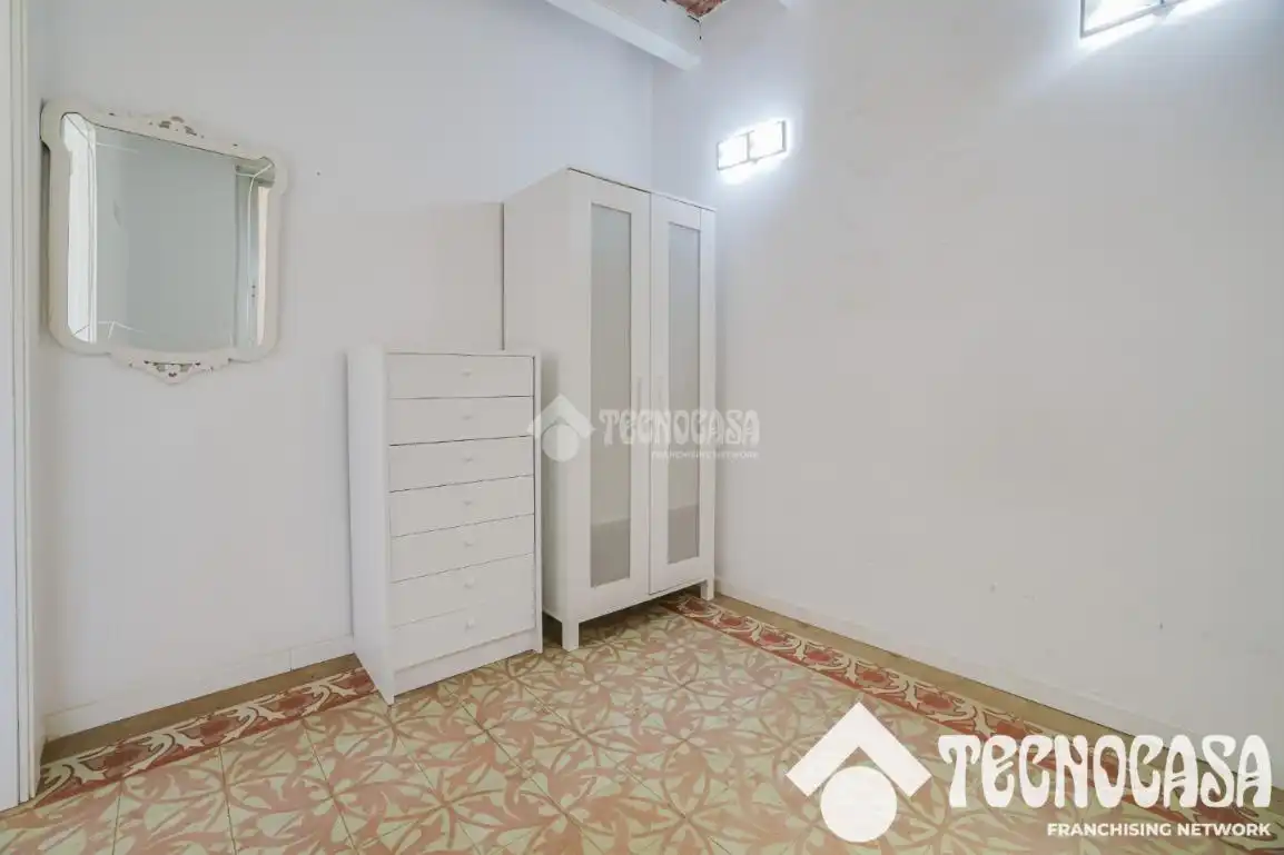 Habitación de Piso en venta en Barcelona con Balcón