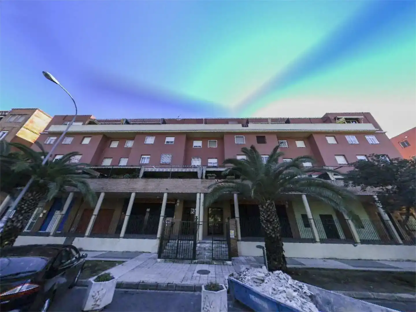 Vista exterior de Pis en venda en  Sevilla Capital amb Aire condicionat, Terrassa i Balcó