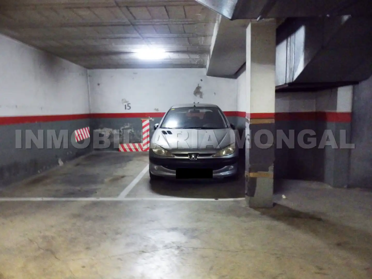 Einzelparkplatz zum Verkauf in Carrer de la Llibertat 9