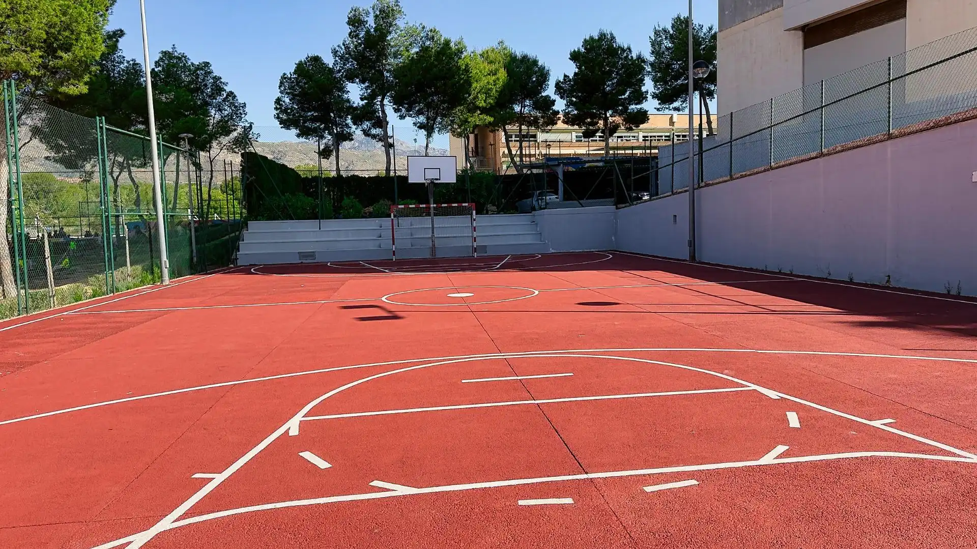 Aparcament de Pis en venda en Benidorm amb Aire condicionat, Jardí privat i Terrassa