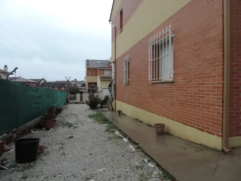 Casa o chalet en venta en Mondéjar con Calefacción y Terraza