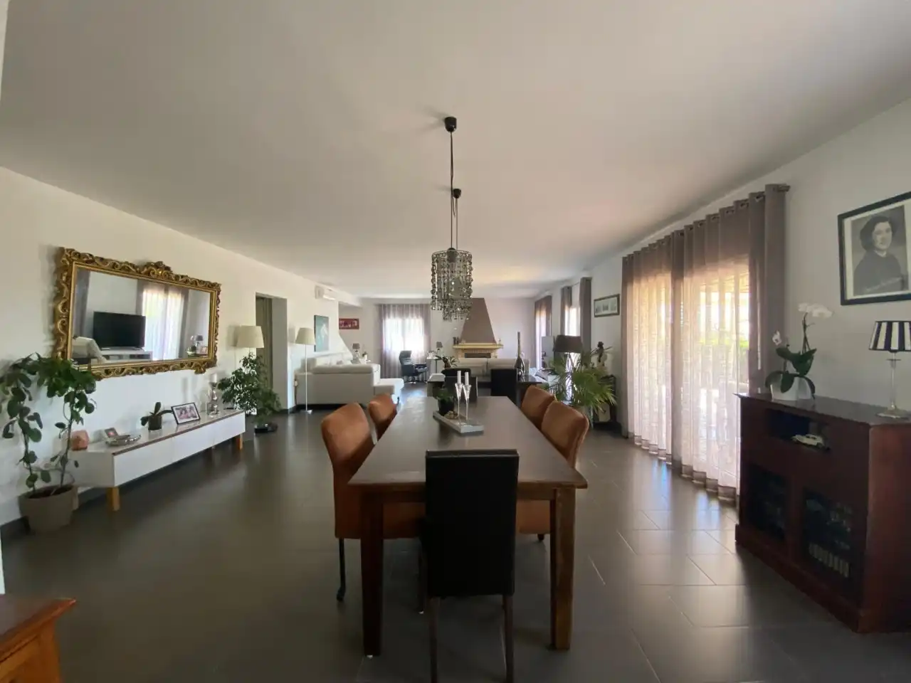 Comedor de Casa o chalet en venta en L'Estartit con Aire acondicionado, Calefacción y Jardín privado