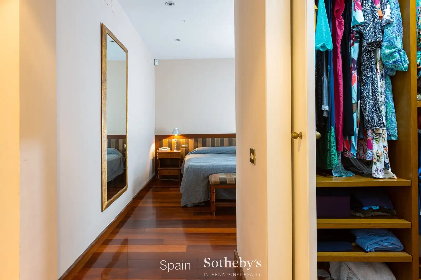Habitación de Casa o chalet en venta en Badalona con Aire acondicionado, Calefacción y Jardín privado