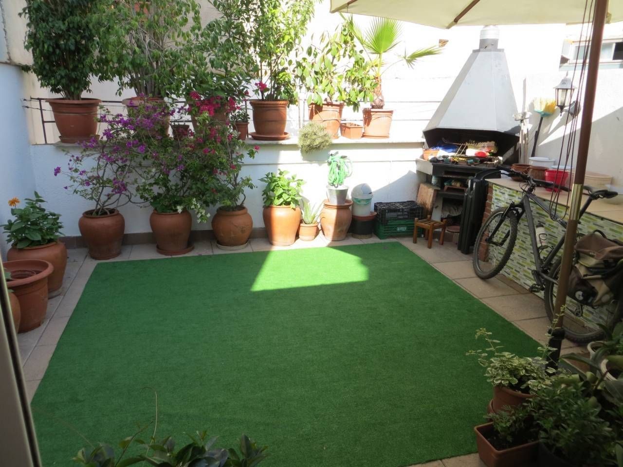 Garden of House or chalet for sale in Badalona  with Air Conditioner, Heating and Terrace
