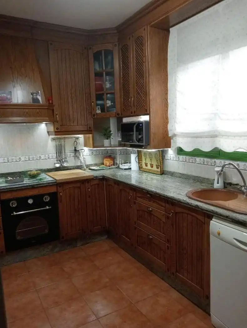 Maison à vendre à Avenida de los Reyes Católicos 59, imagen 4