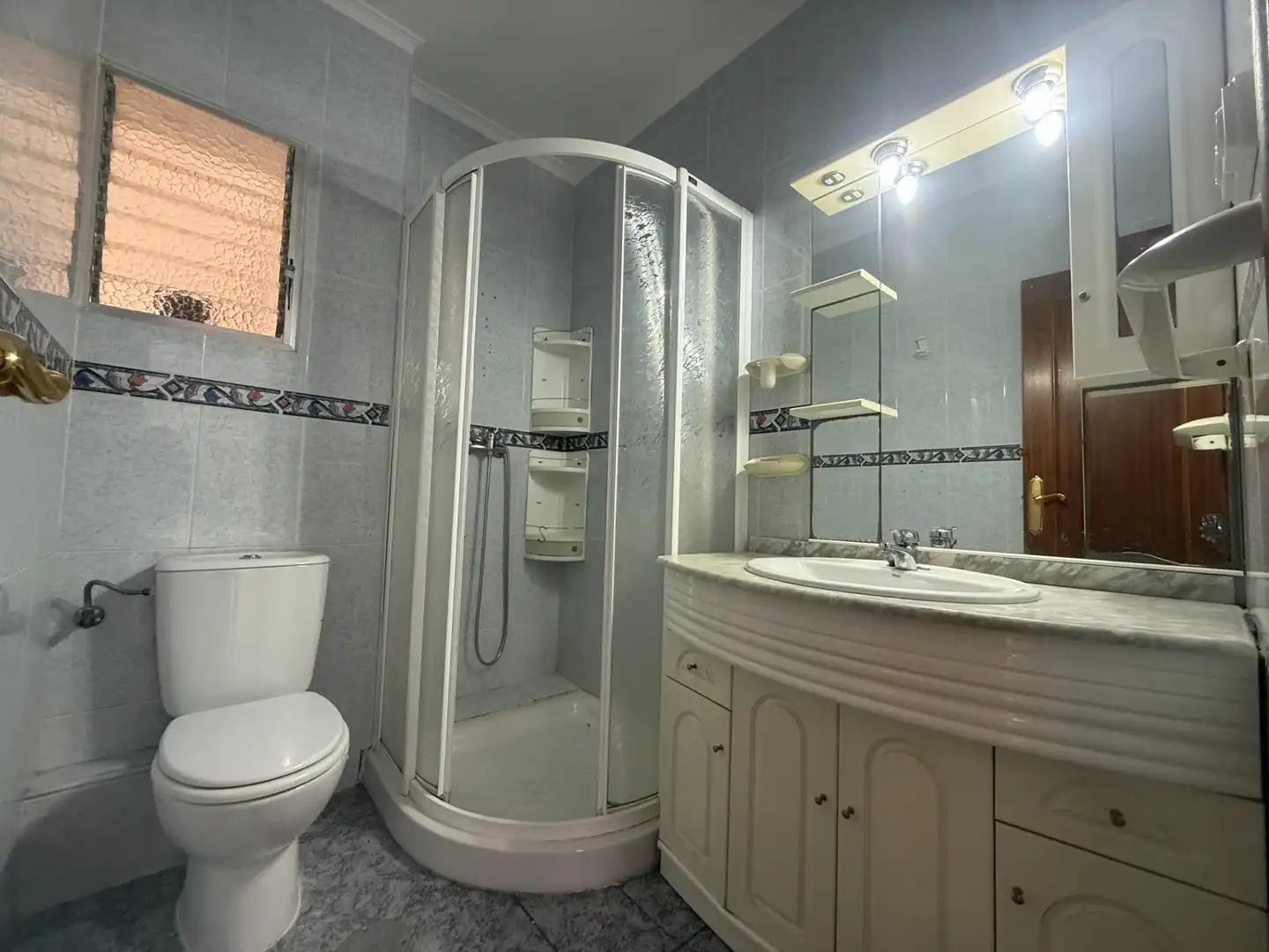 Bathroom of Flat for sale in Cartagena  with Air Conditioner, Heating and Terrace