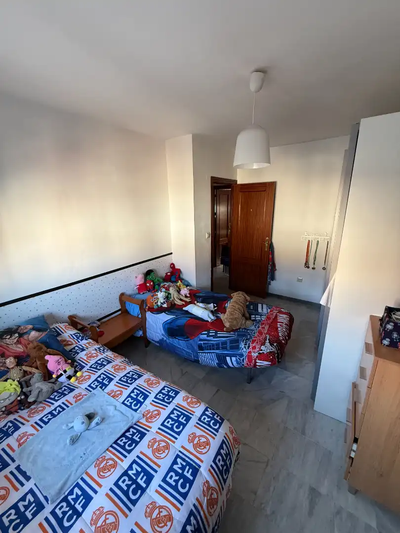 Habitación de Casa o chalet en venta en Las Gabias con Aire acondicionado, Calefacción y Jardín privado