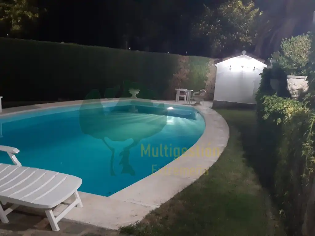 Piscina de Casa o xalet en venda en Cáceres