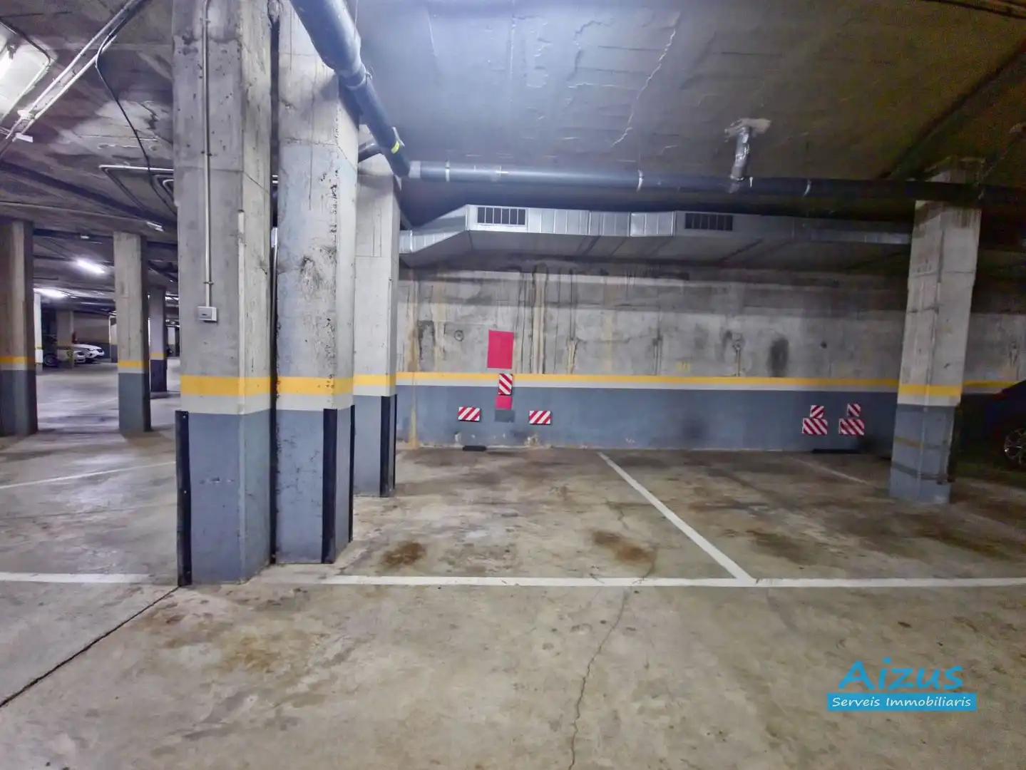 Parking de Piso en venta en Ripollet con Calefacción, Trastero y Horno