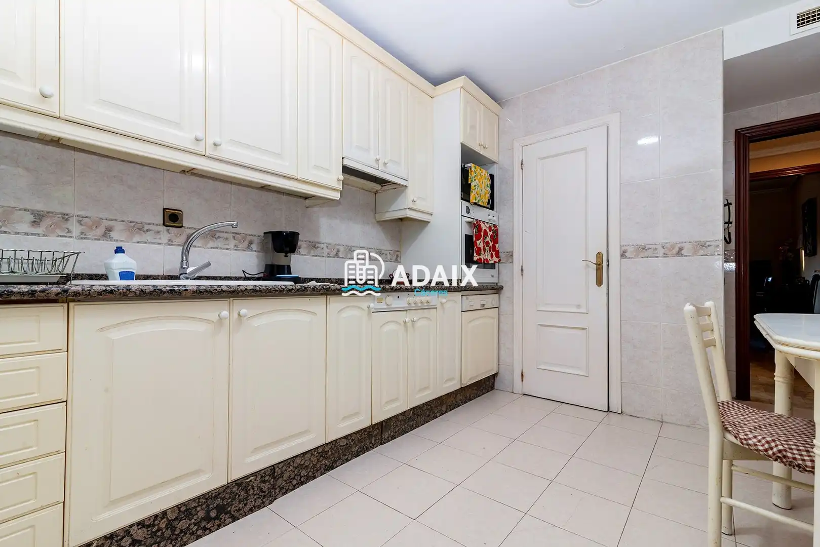 Chalet con terraza en venta en C/ ESCORPIO, imagen 13