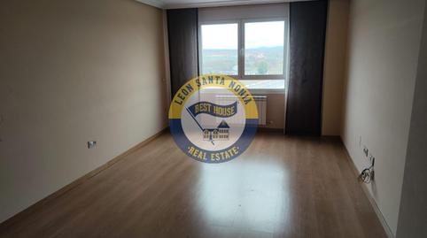Photo 4 of Flat for sale in Armunia, León