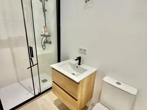 Badezimmer von Geschaftsraum zum Verkauf in  Palma de Mallorca mit Terrasse, Internet und Alarm