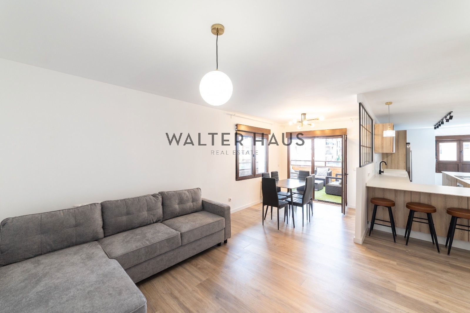 Sala de estar de Piso en venta en  Madrid Capital con Aire acondicionado, Calefacción y Terraza