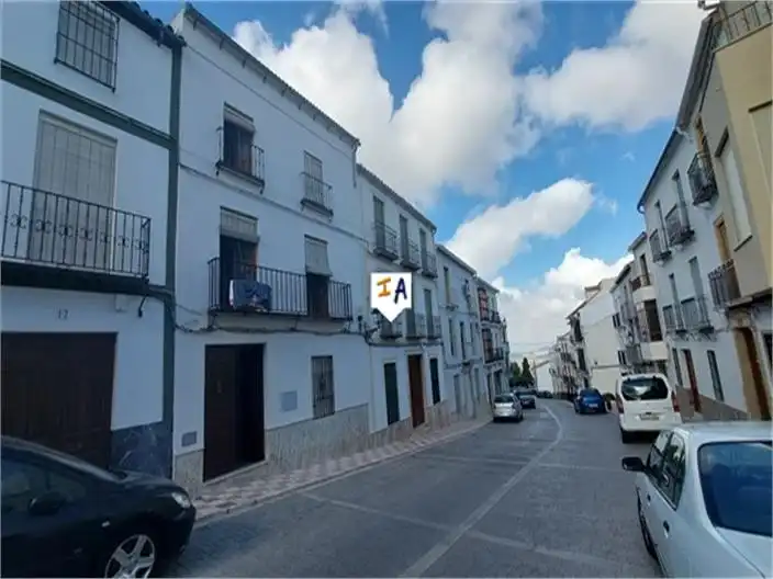 Adossat en venda a Luque