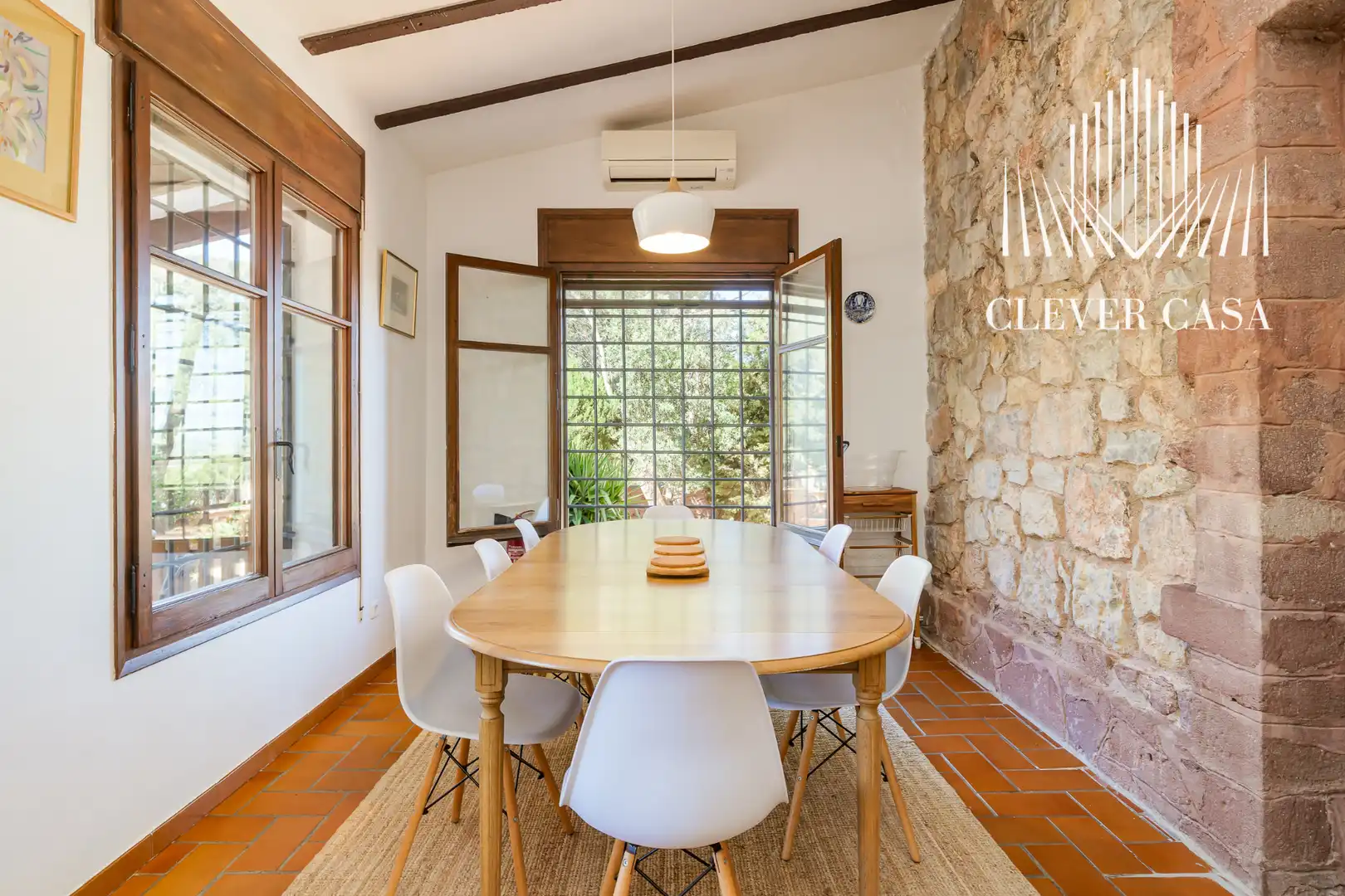 Comedor de Casa o chalet en venta en Castellví de Rosanes con Aire acondicionado, Calefacción y Jardín privado
