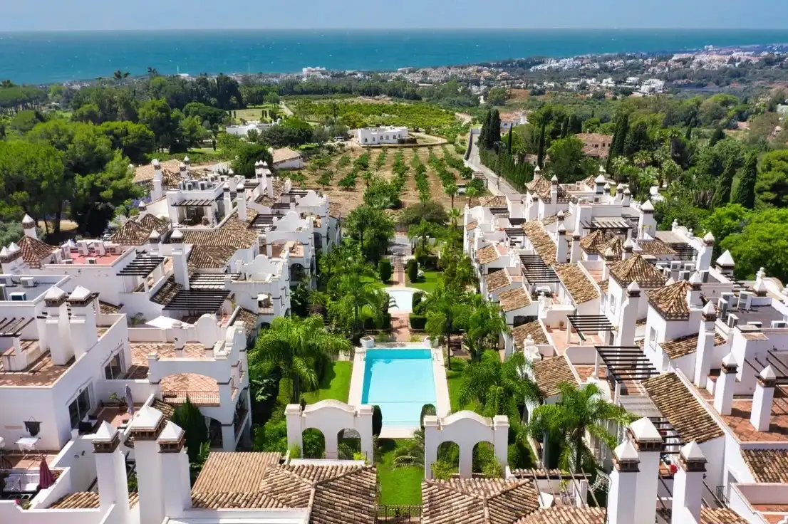 Exterior view of Flat for sale in Marbella  with Air Conditioner, Heating and Private garden