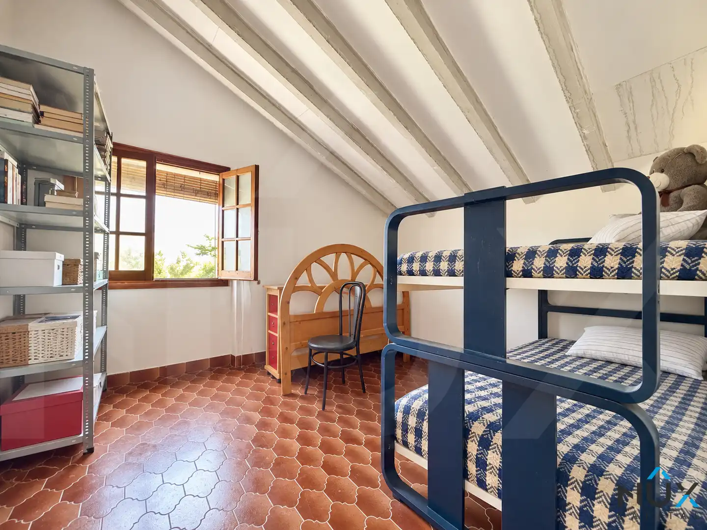 Dormitori de Casa o xalet en venda en Paterna amb Aire condicionat, Calefacció i Jardí privat