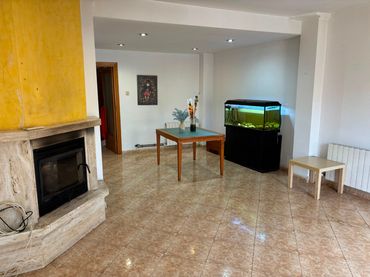 Adossat amb jardí en venda a Carrer Calaf