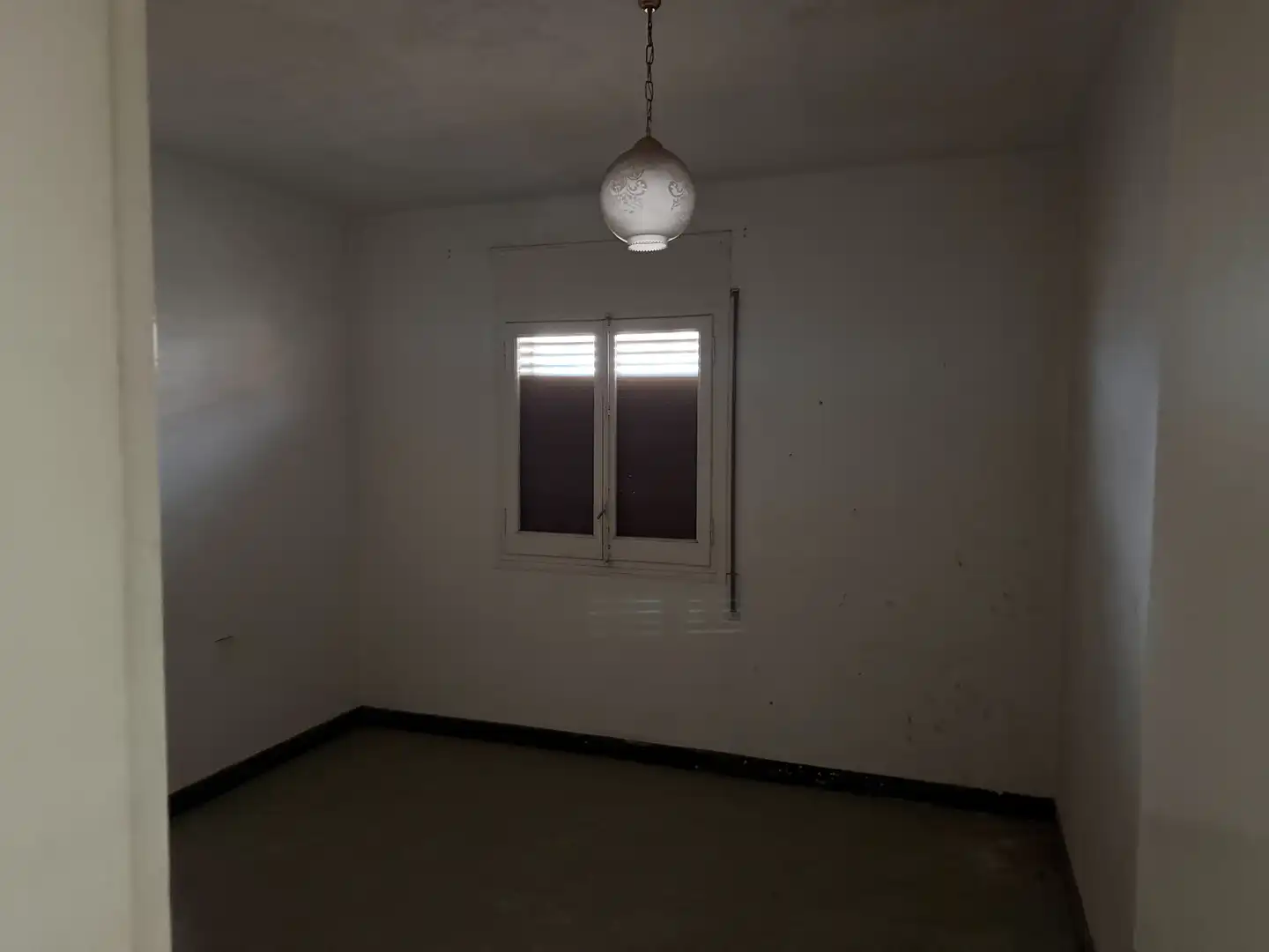 Casa aparellada amb terrassa en venda a Torelló, imagen 43