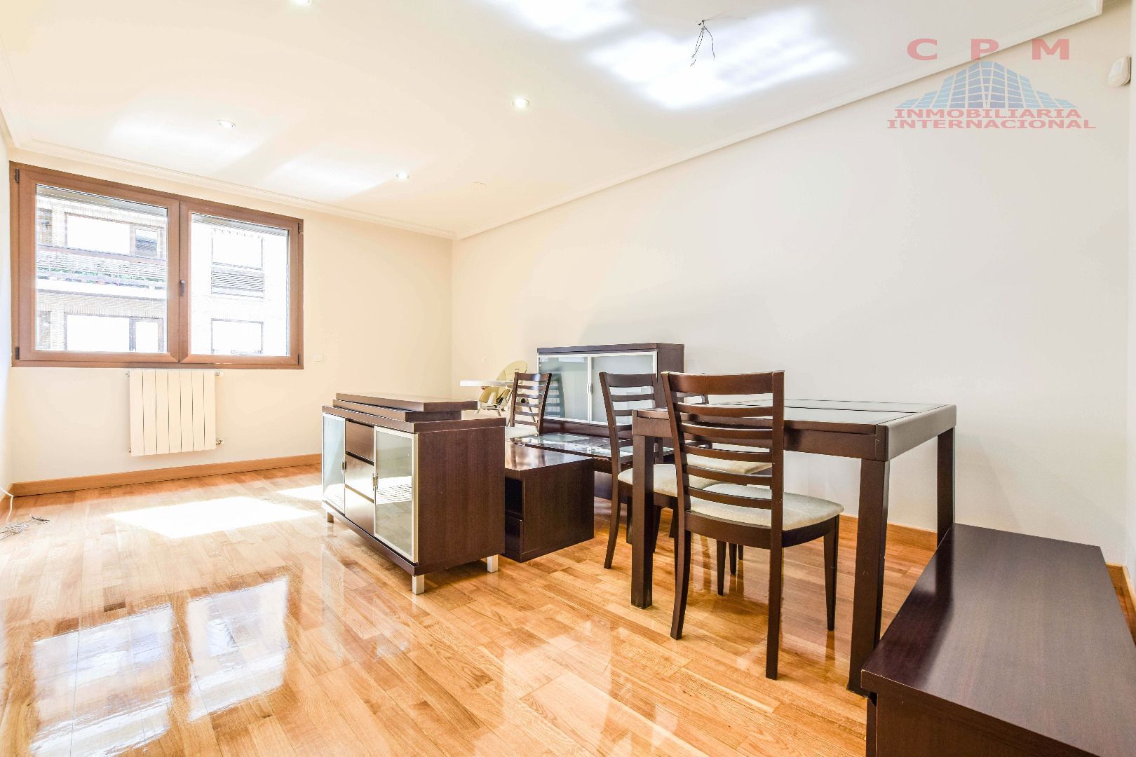 Dining room of Flat to rent in  Madrid Capital  with Air Conditioner, Heating and Parquet flooring