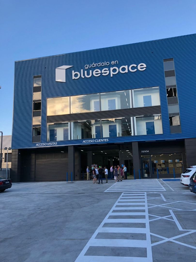 Box room to rent in Calle de Antonio López, 241B, Orcasur - 12 de Octubre, Usera