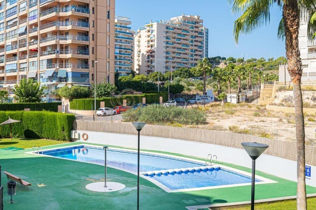Exterior view of Apartment for sale in Villajoyosa / La Vila Joiosa  with Air Conditioner, Heating and Private garden