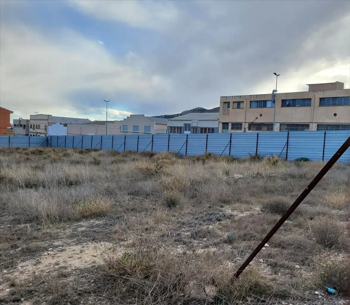 Residencial en venda en Elda