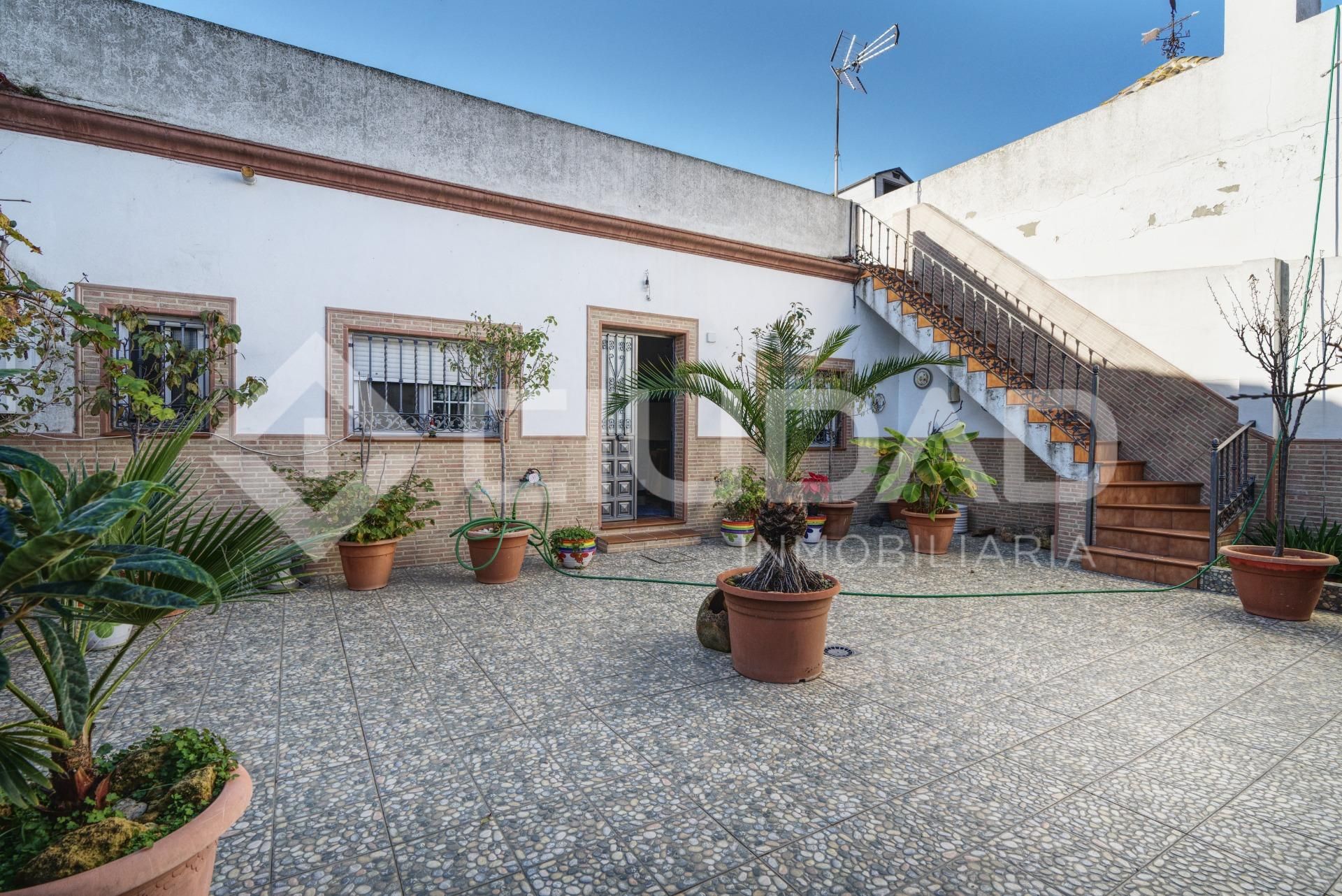 Vista exterior de Casa o xalet en venda en Isla Mayor