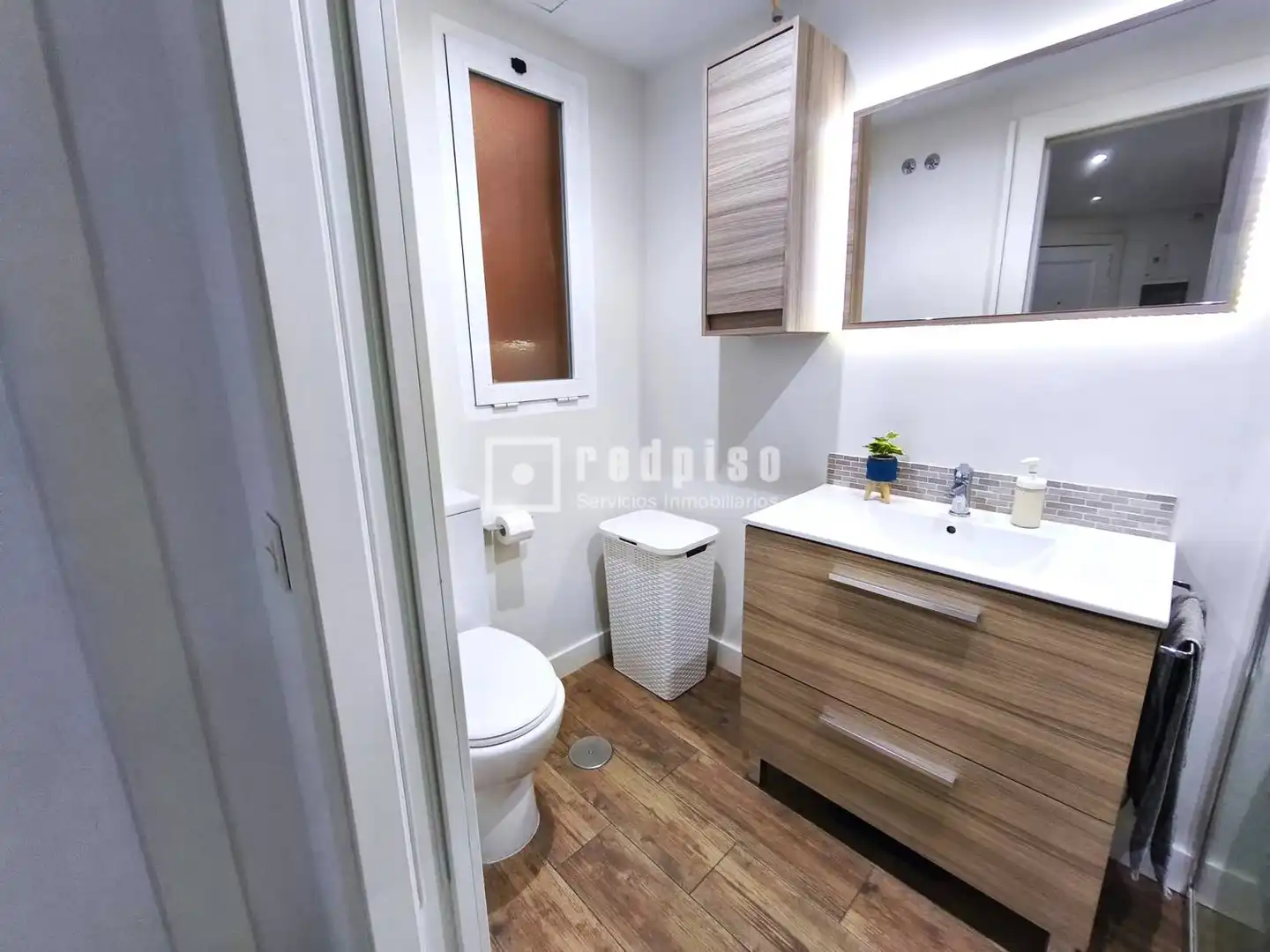 Badezimmer von Wohnung zum Verkauf in Móstoles mit Klimaanlage