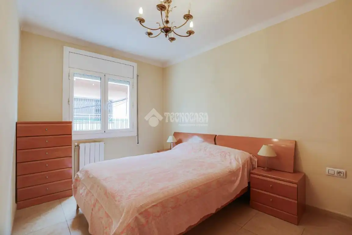 Habitación de Piso en venta en Mollet del Vallès con Amueblado y Balcón
