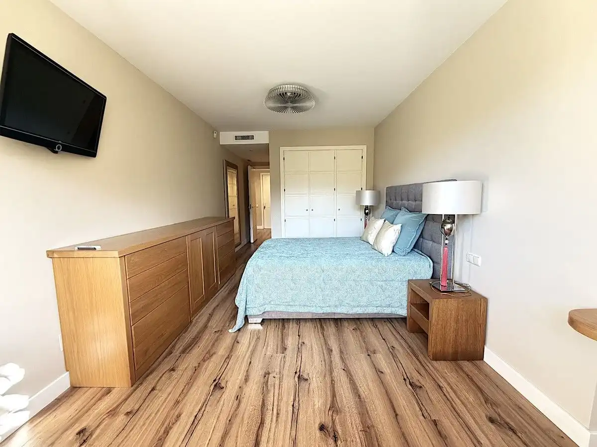 Bedroom of Apartments for rent in Marbella  with Air Conditioner, Heating and Terrace