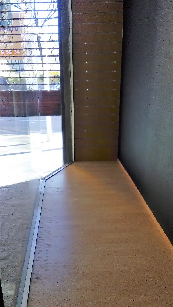 Local de lloguer en Mollet del Vallès amb Parquet