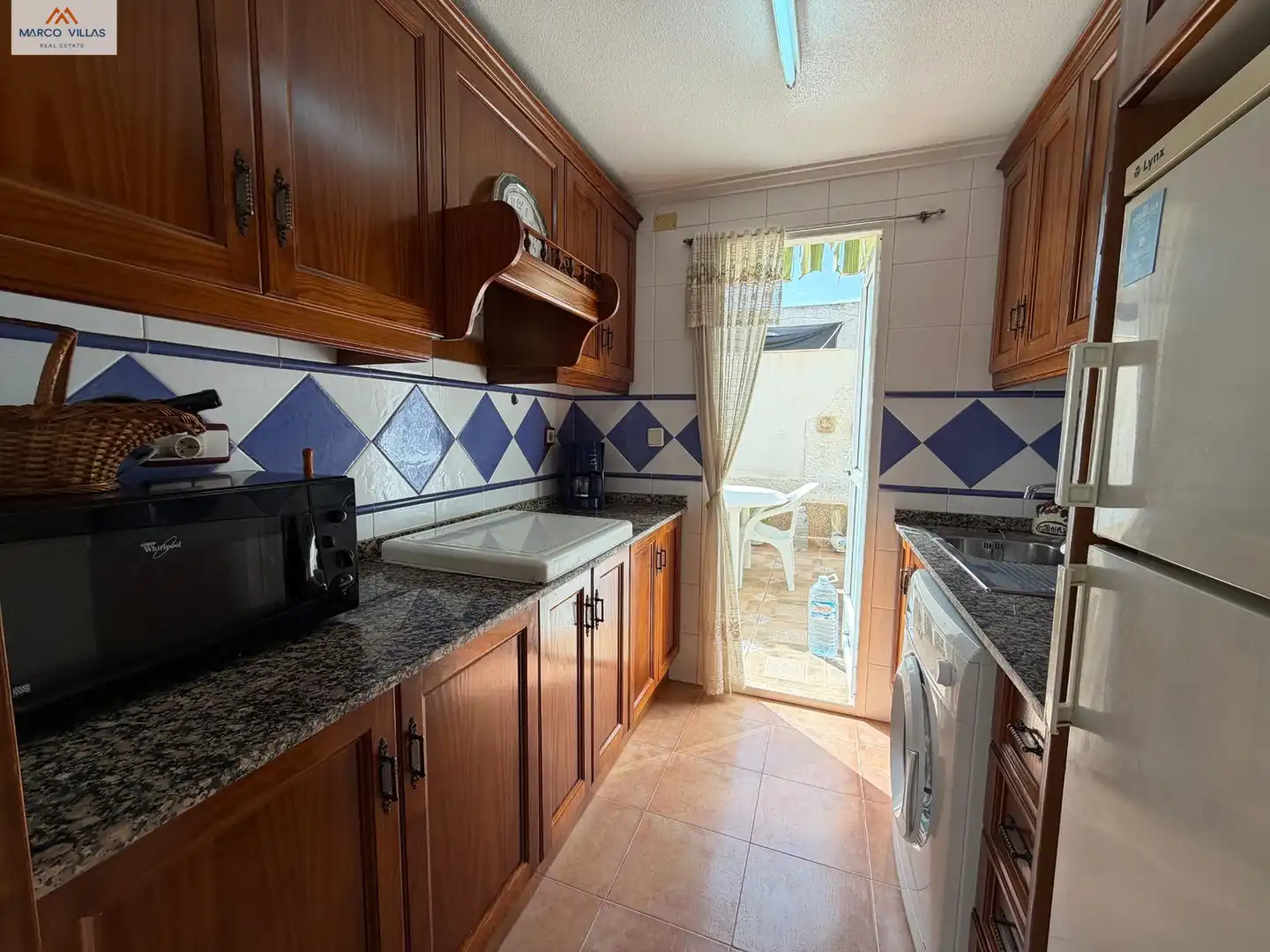 Cocina de Casa adosada en venta en Guardamar del Segura con Jardín privado, Terraza y Amueblado