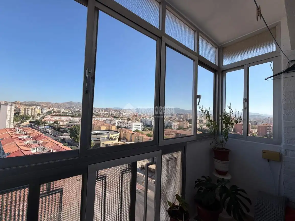 Flat with terrace for sale in Cruz de Humilladero, imagen 3