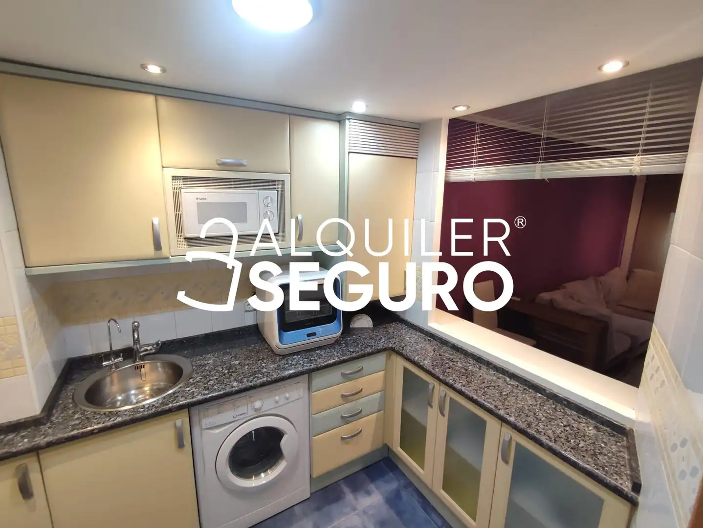 Cocina de Piso de alquiler en Zaragoza con Aire acondicionado, Calefacción y Amueblado