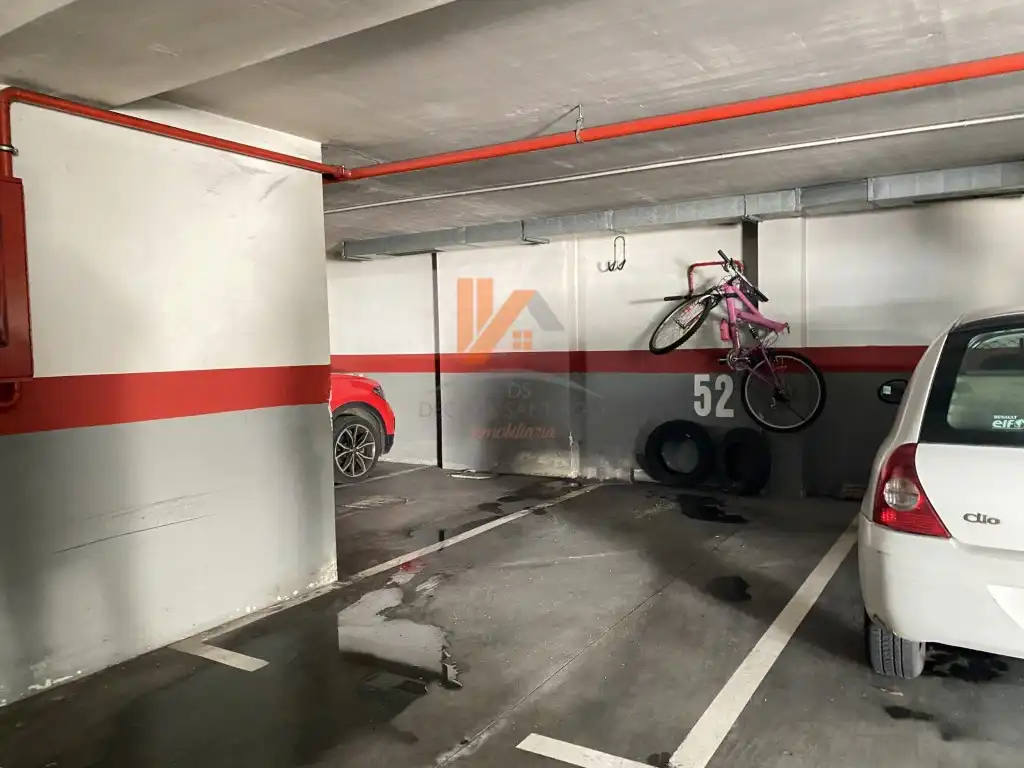 Parking de Piso en venta en Santiago de Compostela  con Horno