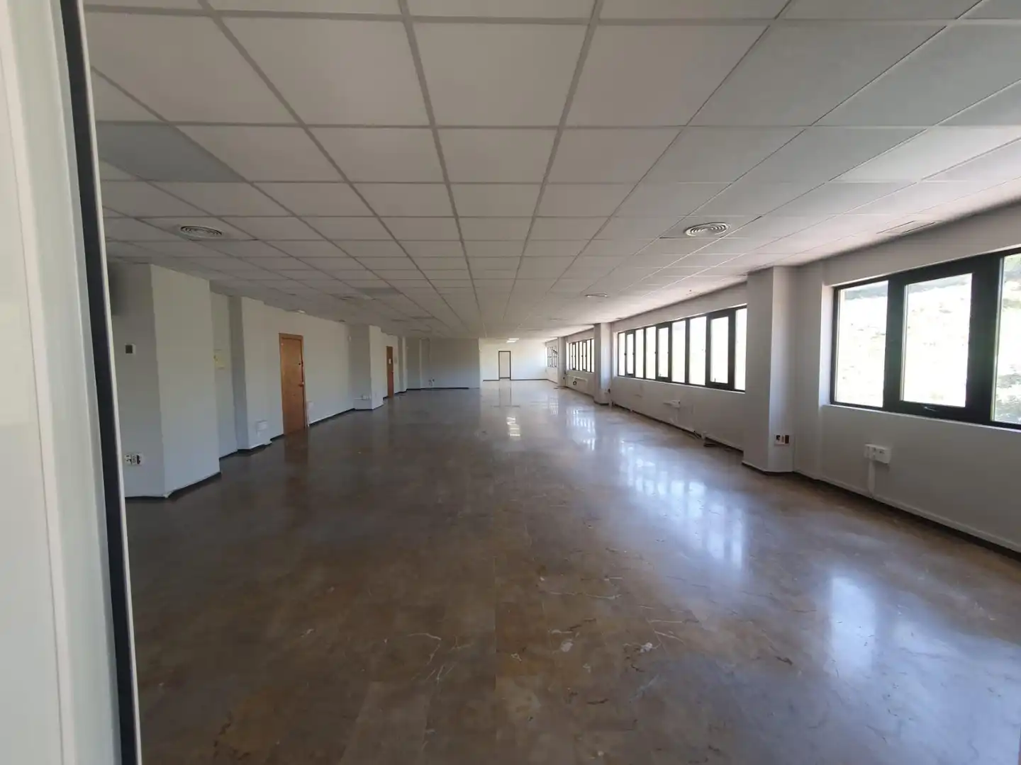 Oficina de alquiler en San Juan de Aznalfarache